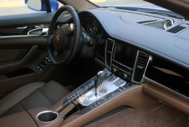 2015 Porsche Panamera S Interior