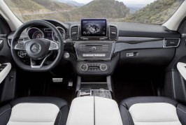 Mercedes-Benz GLE Interior