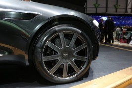 Aston Martin DBX concept