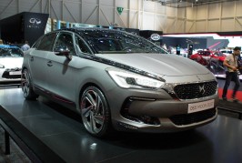 2015 DS5