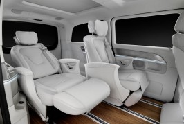 Mercedes V-Class Concept Vision PHEV Interior