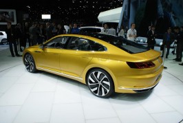 Volkswagen Sport Coupe Concept GTE at 2015 Geneva Motor Show