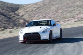 2015 Nissan GT-R NISMO