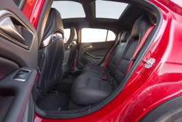 2015-mercedes-benz-gla45-amg-rear-interior-seats