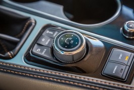 2016 Nissan Maxima