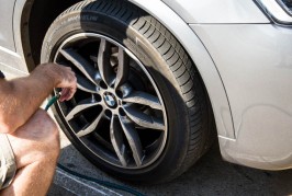 BMW X3 xDrive28i wheel