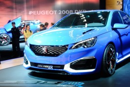 Peugeot 308 R HYbrid Concept