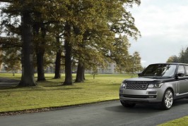 Range-Rover SVAutobiography