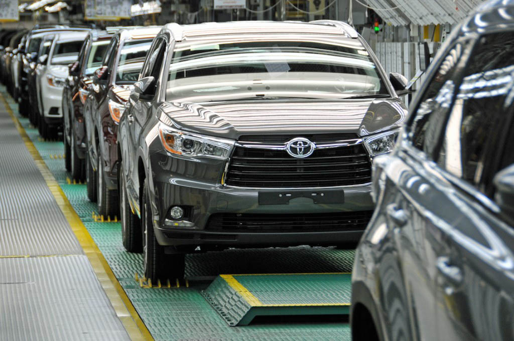 Toyota Highlander production line