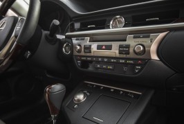 2015 Lexus ES350