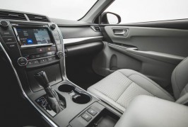 2015 Toyota Camry SE hybrid