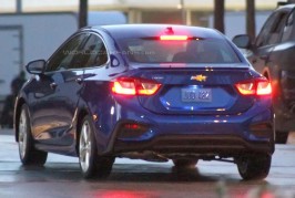 2016 Chevrolet Cruze spy photo