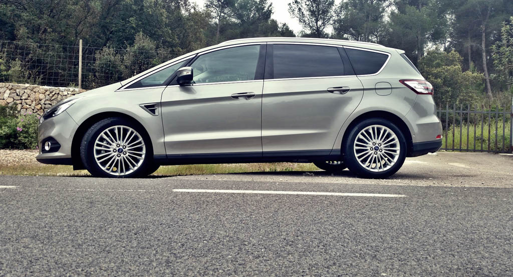 2016 Ford S-MAX