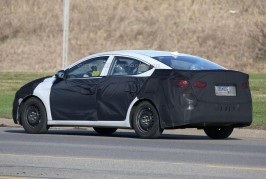 2016 Hyundai Elantra spy photo