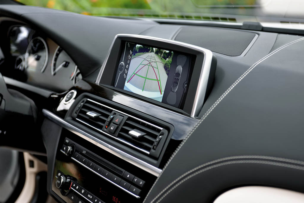 BMW 6-Series Convertible navigation