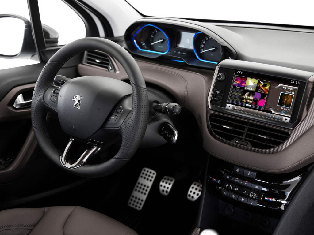 PEUGEOT-2008-Interior