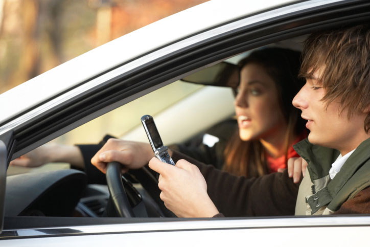 texting-while-driving