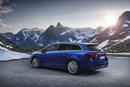 2015 Toyota Avensis