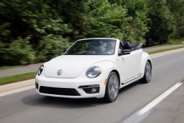 2015-volkswagen-beetle-convertible-front-three-quarter