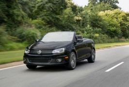 2015-volkswagen-eos-final-edition-front-three-quarter-in-motion-02