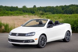 2015-volkswagen-eos-front-three-quarters