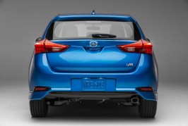 2016 Scion iM