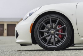 Alfa-Romeo 4C Spider 2015