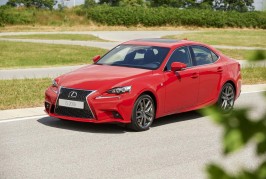 Lexus IS 200t 2016