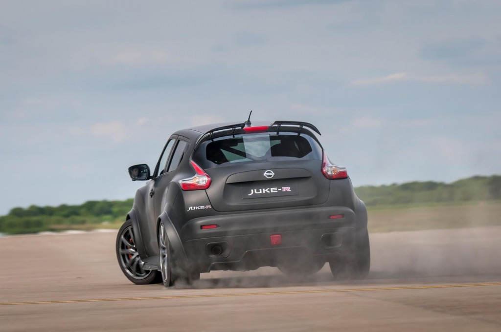 Nissan Juke R 2.0