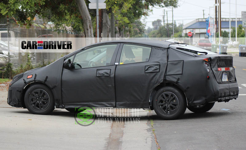 2016 Toyota Prius (spy photo)