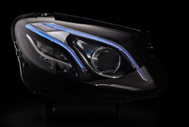 2017-mercedes-benz-e-class-headlight