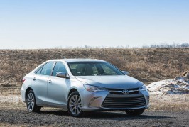 Toyota-Camry_2015