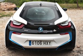 2015 BMW i8