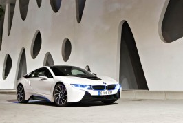 2015 BMW i8