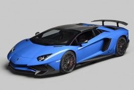 Lamborghini Aventador SV Roadster