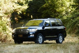 2016 Toyota Land Cruiser