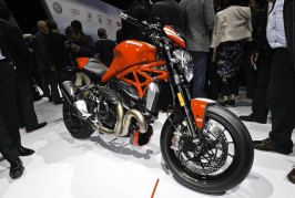 Ducati Monster 1200- R