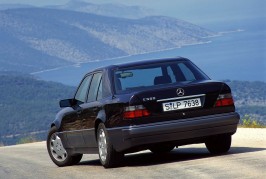 Mercedes-Benz 500E W124