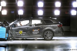 toyota avensis euroncap