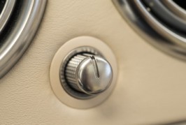 2015-mercedes-benz-s550-4matic-coupe-climate-vent-controls