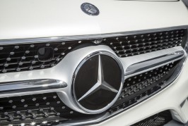 2015-mercedes-benz-s550-4matic-coupe-front-grille