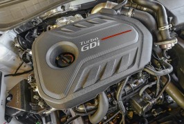 2016 Kia Optima SXL turbocharged 2.0-liter inline-4