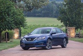 2016 Nissan Altima SR