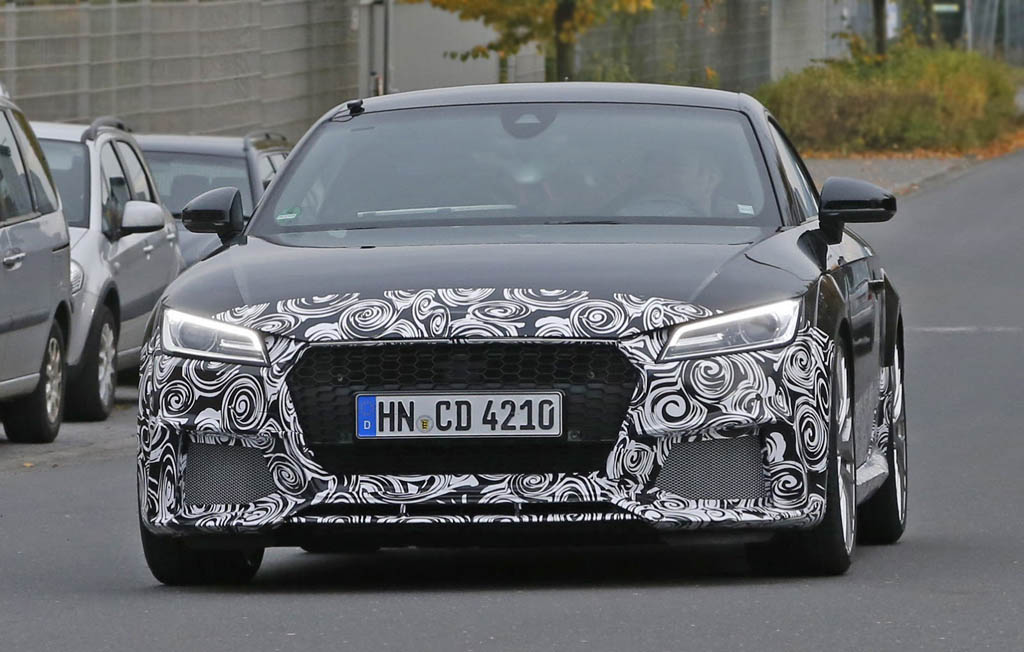 2017 Audi TT RS Spy-photo