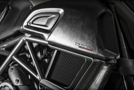 Ducati Diavel Carbon 2016