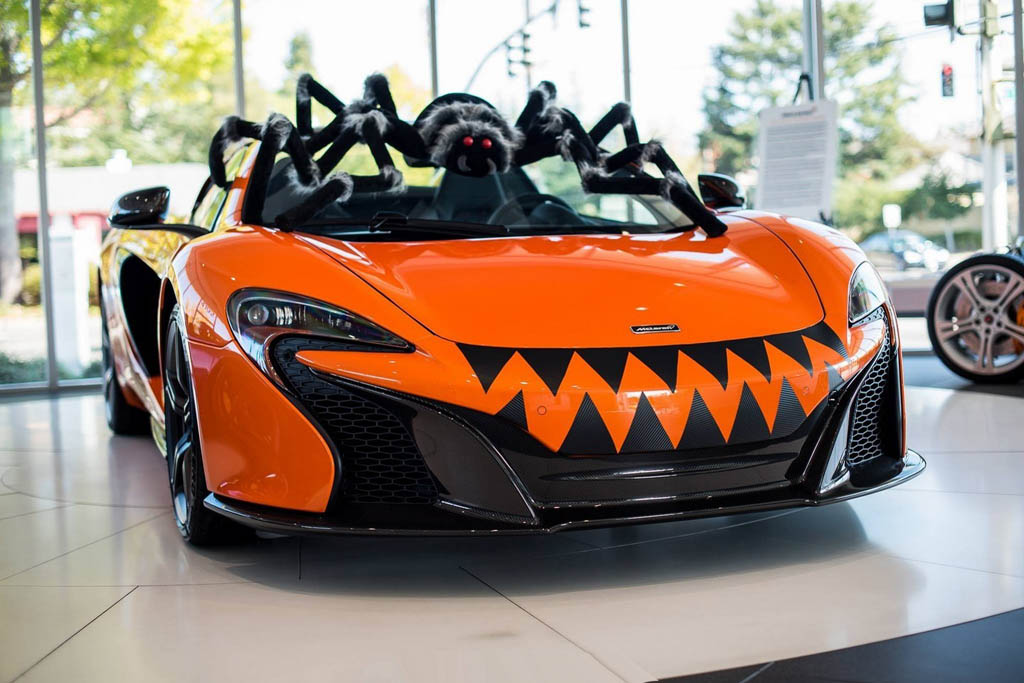 McLaren 650S Spider for Halloween