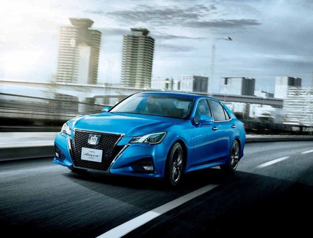 Toyota Crown 2016