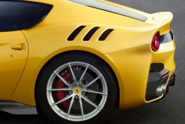 Ferrari F12tdf rear wheel steering system