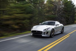 jaguar f-type awd V8