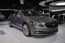 New 2017 Buick LaCrosse